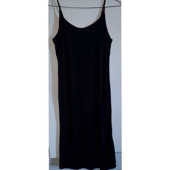 H&M DRESS - Picture 3 of 9